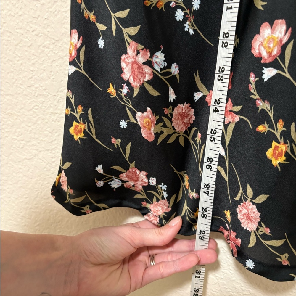 Nordstrom Black Satin Floral Midi Skirt size XS - Picture 4 of 4